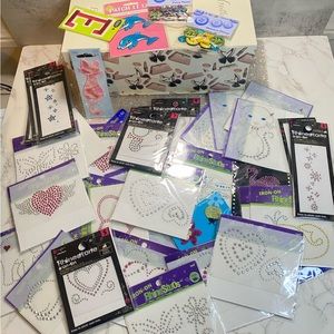 Vintage Beautiful Box Full Of Iron-On Rhinestones & Patches 36+Pieces NEW OG Pks